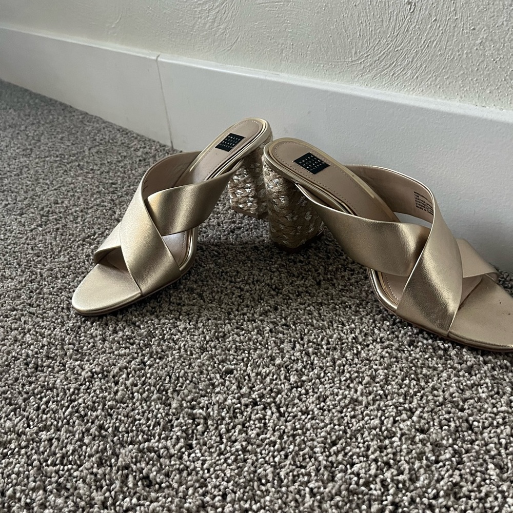 WHBM Gold and Rattan pump size 11